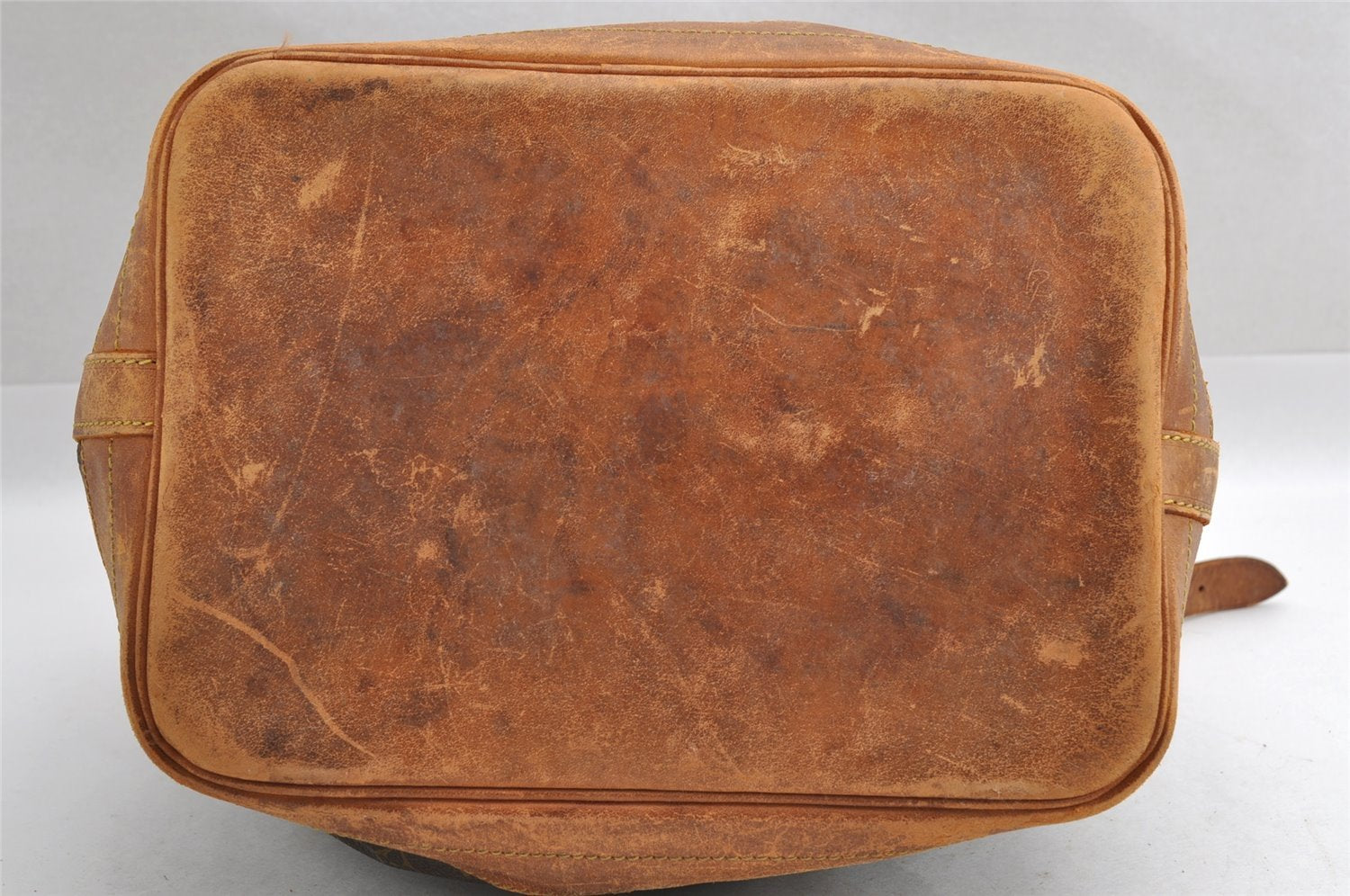 Authentic Louis Vuitton Monogram Noe Shoulder Drawstring Bag Old Model LV 4181I