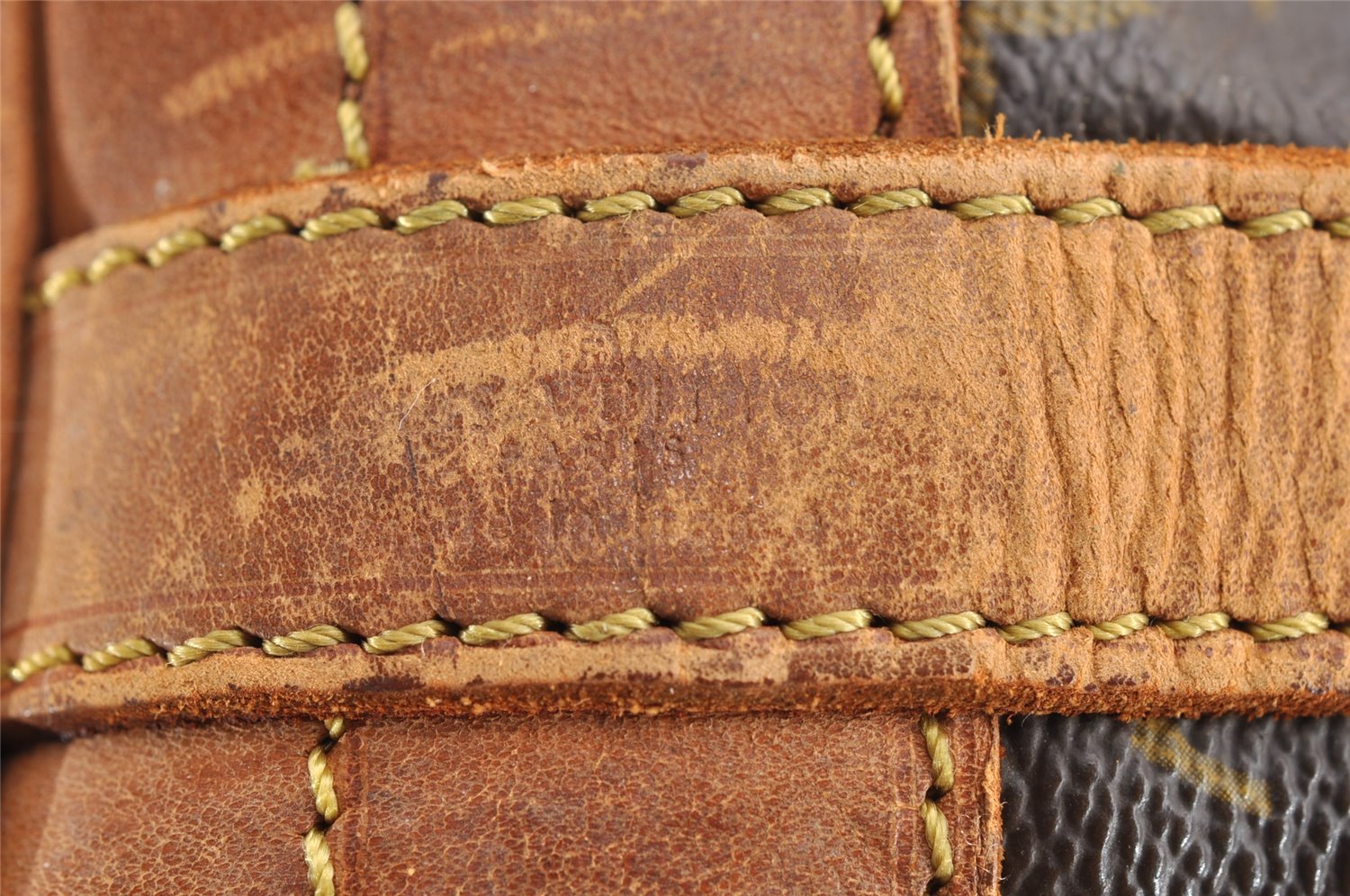 Authentic Louis Vuitton Monogram Noe Shoulder Drawstring Bag Old Model LV 4181I