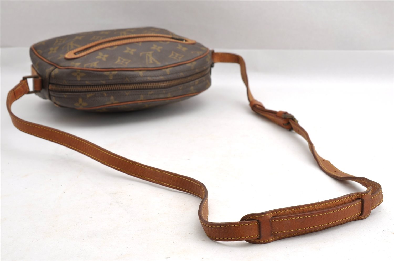 Authentic Louis Vuitton Monogram Senlis Shoulder Cross Bag Old Model LV 4183I