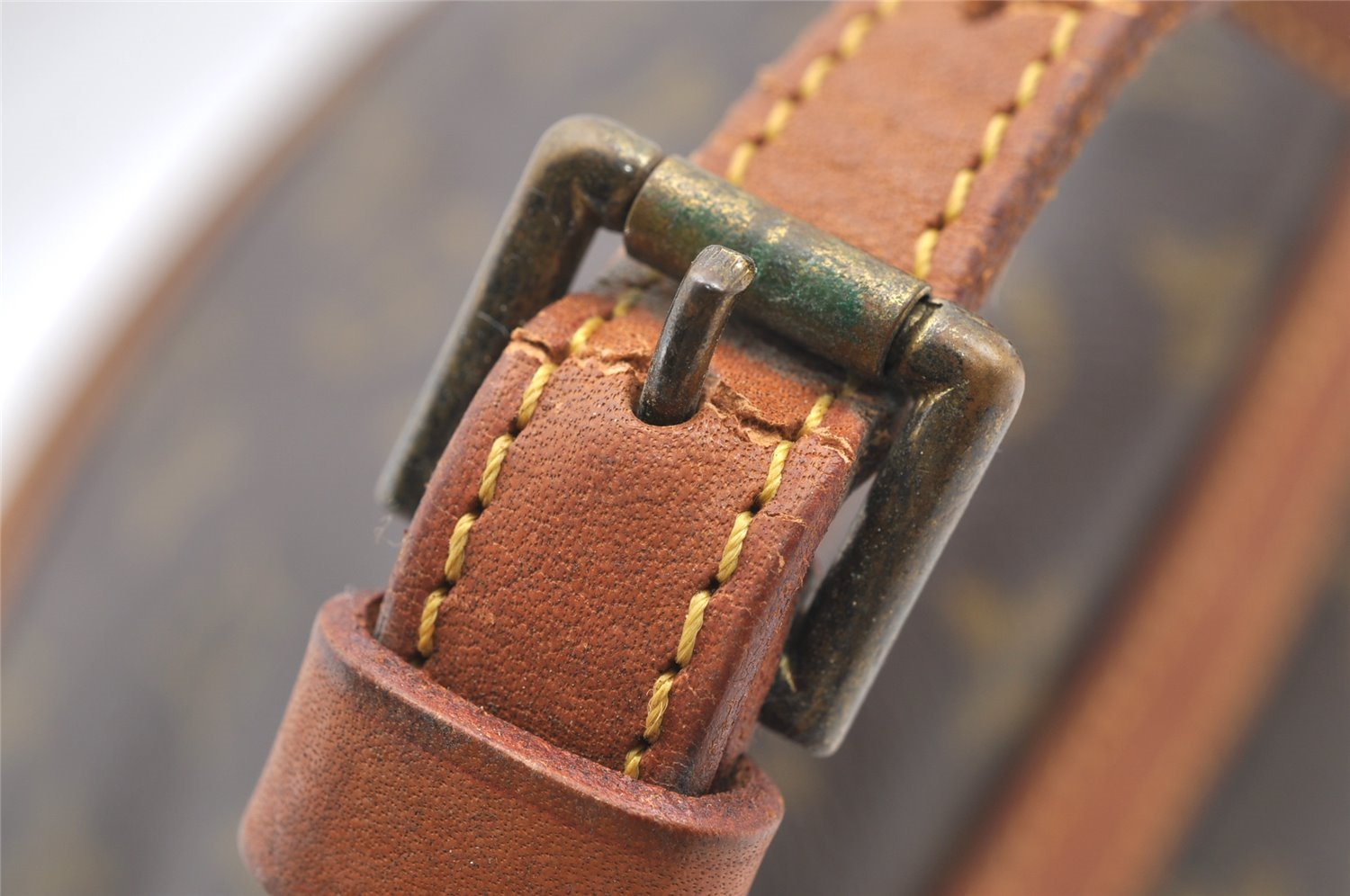 Authentic Louis Vuitton Monogram Senlis Shoulder Cross Bag Old Model LV 4183I