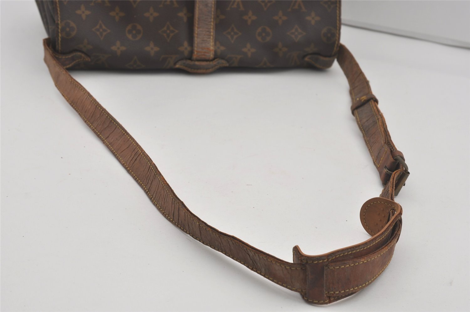 Authentic Louis Vuitton Monogram Saumur 35 Shoulder Cross Bag M42254 Junk 4186I