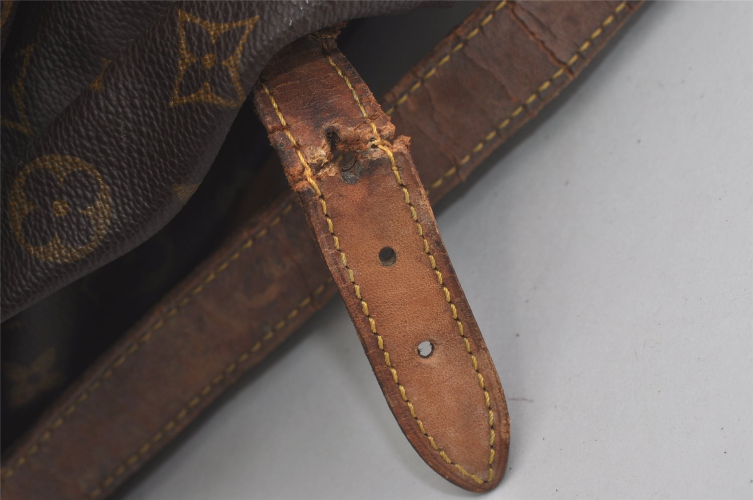 Authentic Louis Vuitton Monogram Saumur 35 Shoulder Cross Bag M42254 Junk 4186I