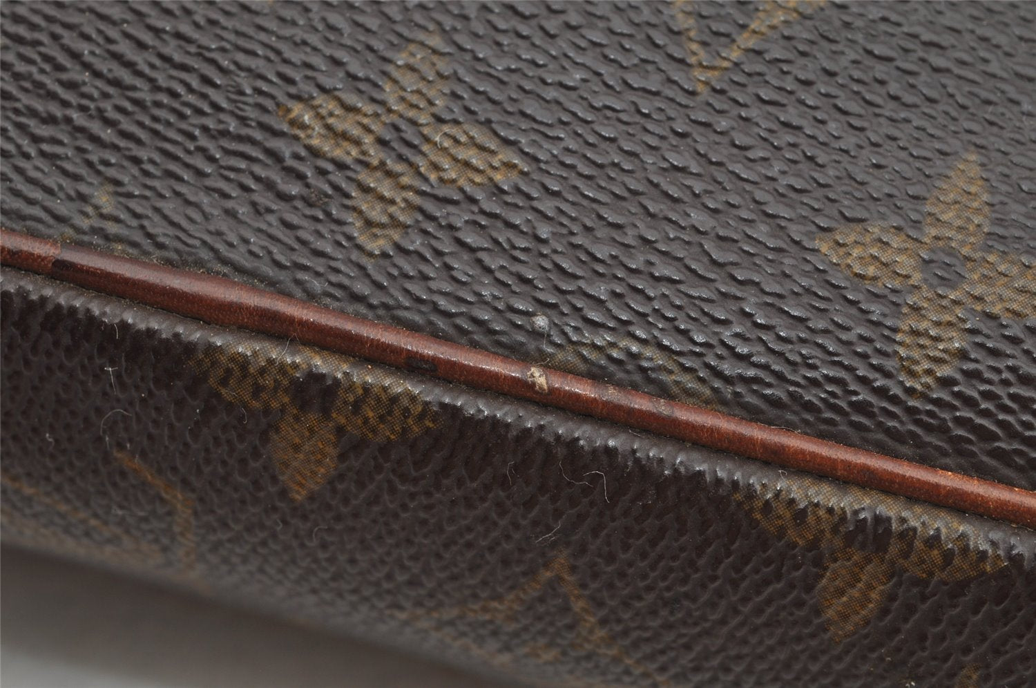 Authentic Louis Vuitton Monogram Marly Dragonne GM M51825 Clutch Hand Bag 4191I