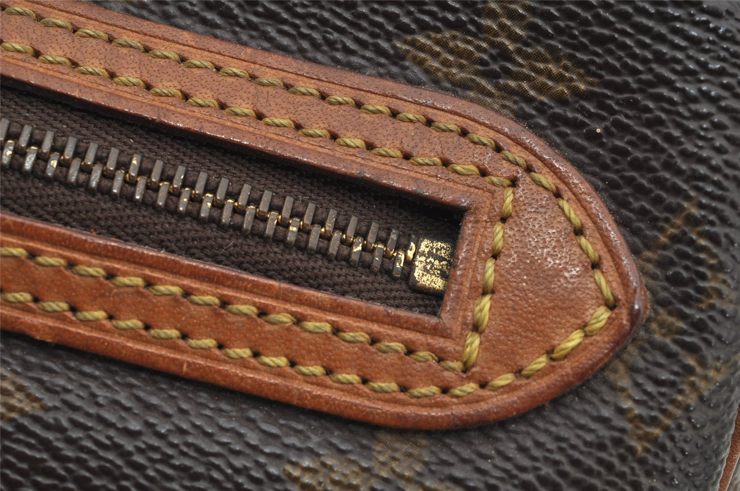 Authentic Louis Vuitton Monogram Marly Dragonne GM M51825 Clutch Hand Bag 4191I