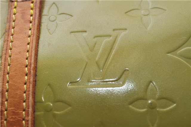 Authentic Louis Vuitton Vernis Bedford Hand Bag Light Green M91007 LV 4193D