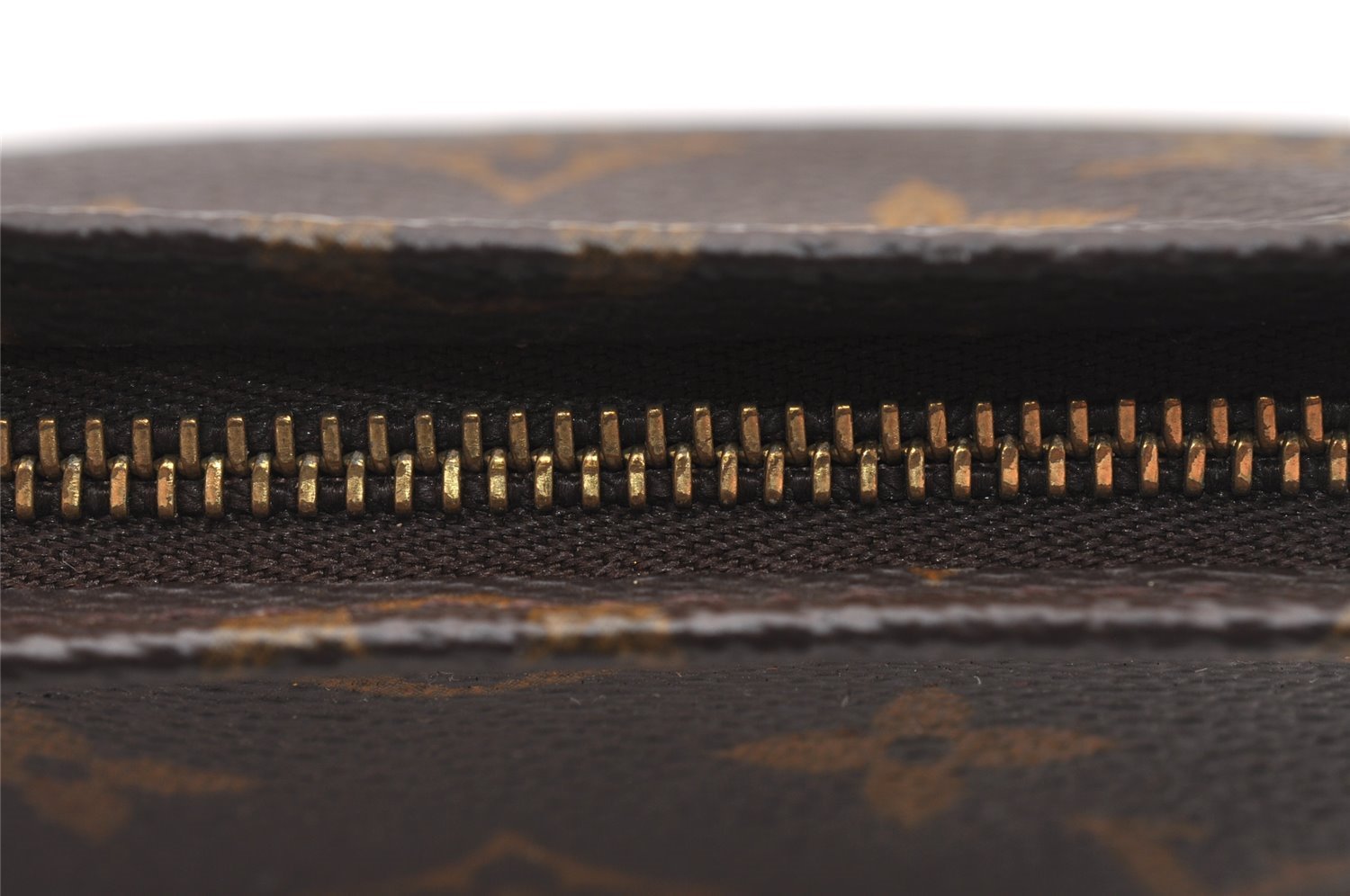 Authentic Louis Vuitton Monogram Poche Toilette 15 M47546 Cosmetics Pouch 4193I