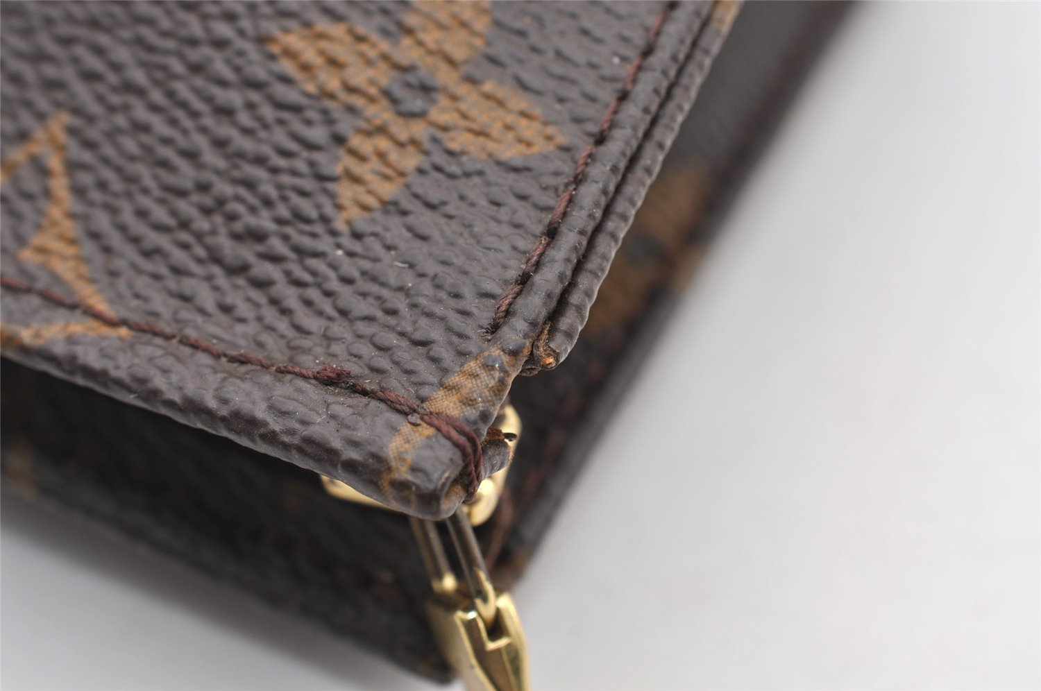 Authentic Louis Vuitton Monogram Poche Toilette 15 M47546 Cosmetics Pouch 4193I