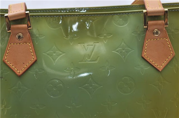 Authentic Louis Vuitton Vernis Houston Shoulder Bag M91005 Light Green LV 4194D