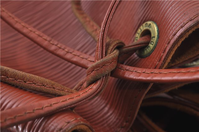 Authentic Louis Vuitton Epi Petit Noe Shoulder Bag Brown M44108 LV 4201D