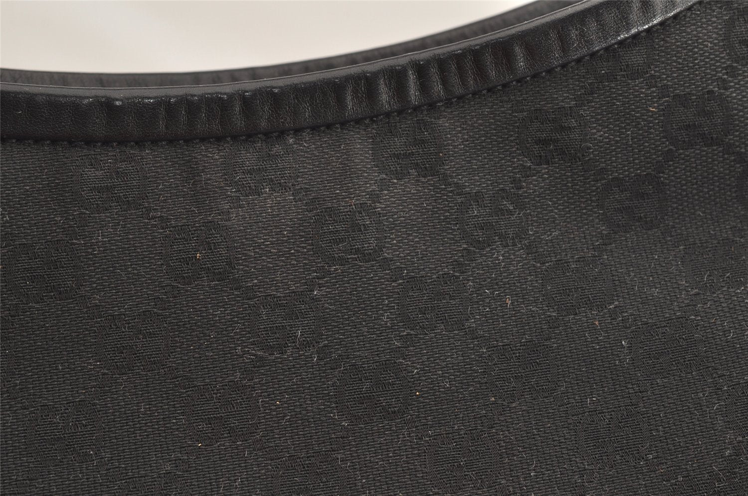 Authentic GUCCI Vintage Shoulder Tote Bag GG Canvas Leather 106242 Black 4205I