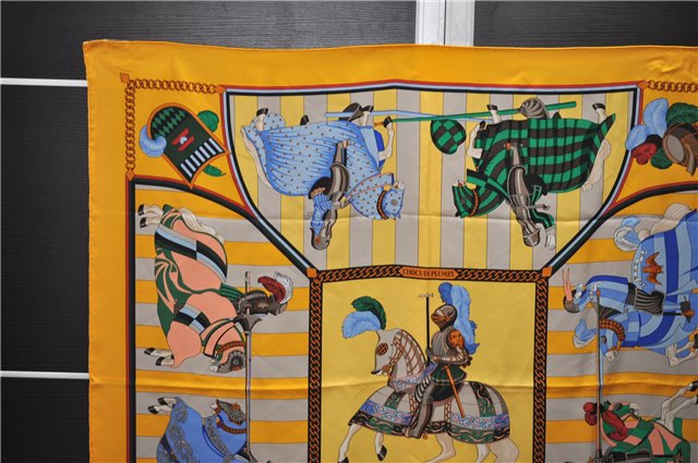 Authentic HERMES Carre 90 Scarf 