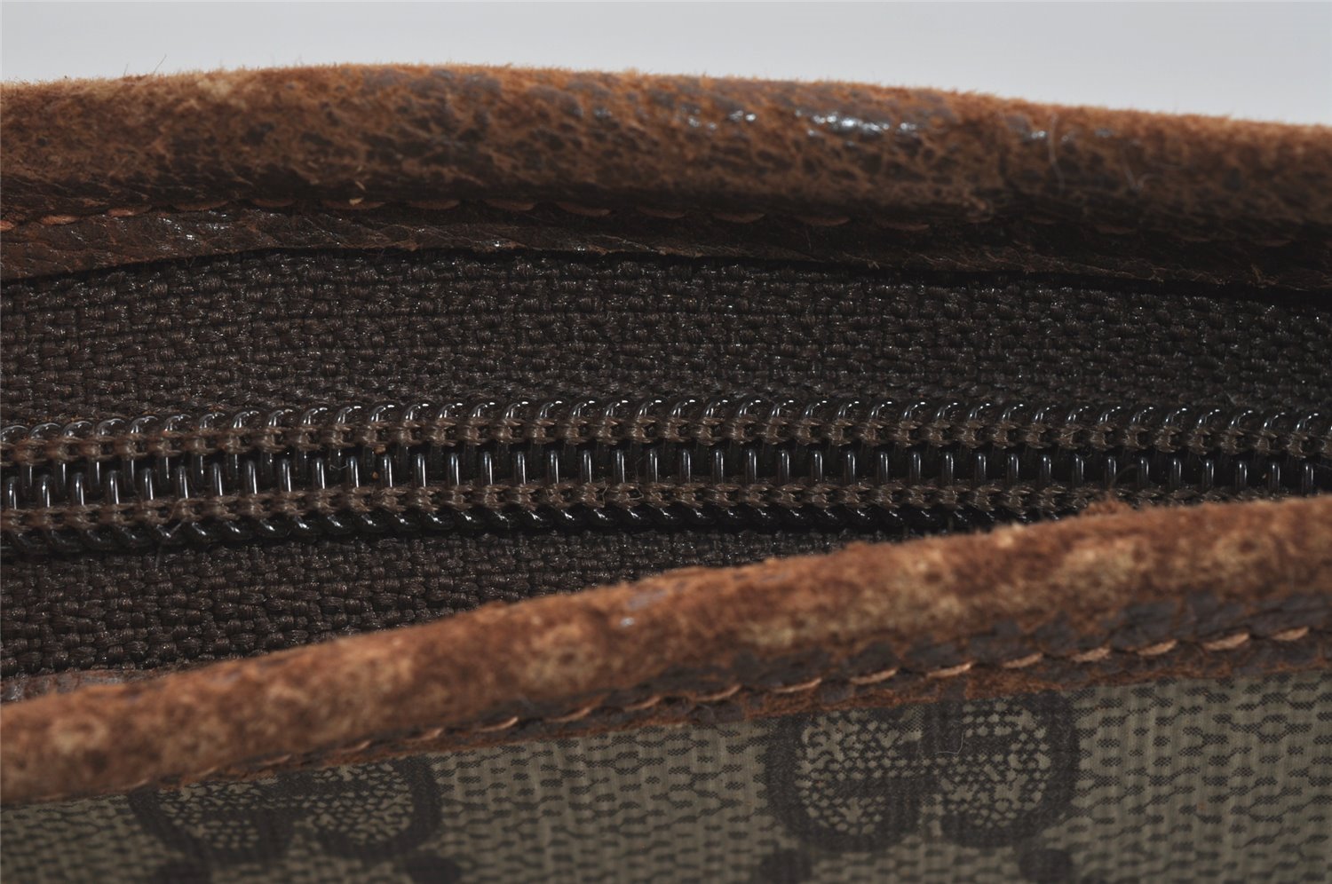 Authentic GUCCI Vintage Shoulder Tote Bag GG PVC Leather Brown 4224I