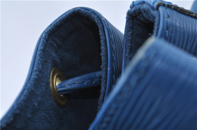 Authentic Louis Vuitton Epi Petit Noe Blue Shoulder Bag M44105 LV 4225D