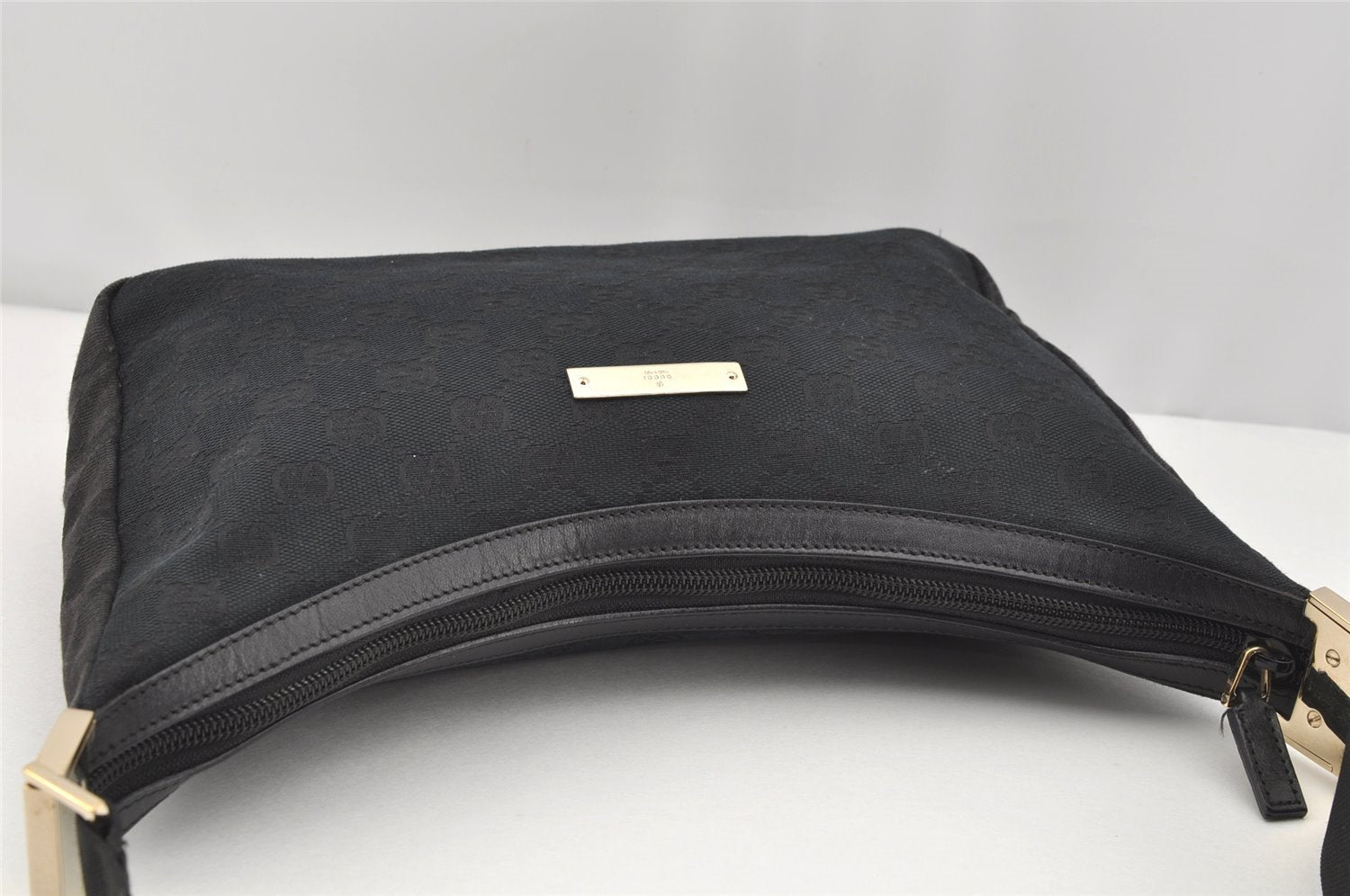 Authentic GUCCI Shoulder Cross Body Bag GG Canvas Leather 0190433 Black 4232I