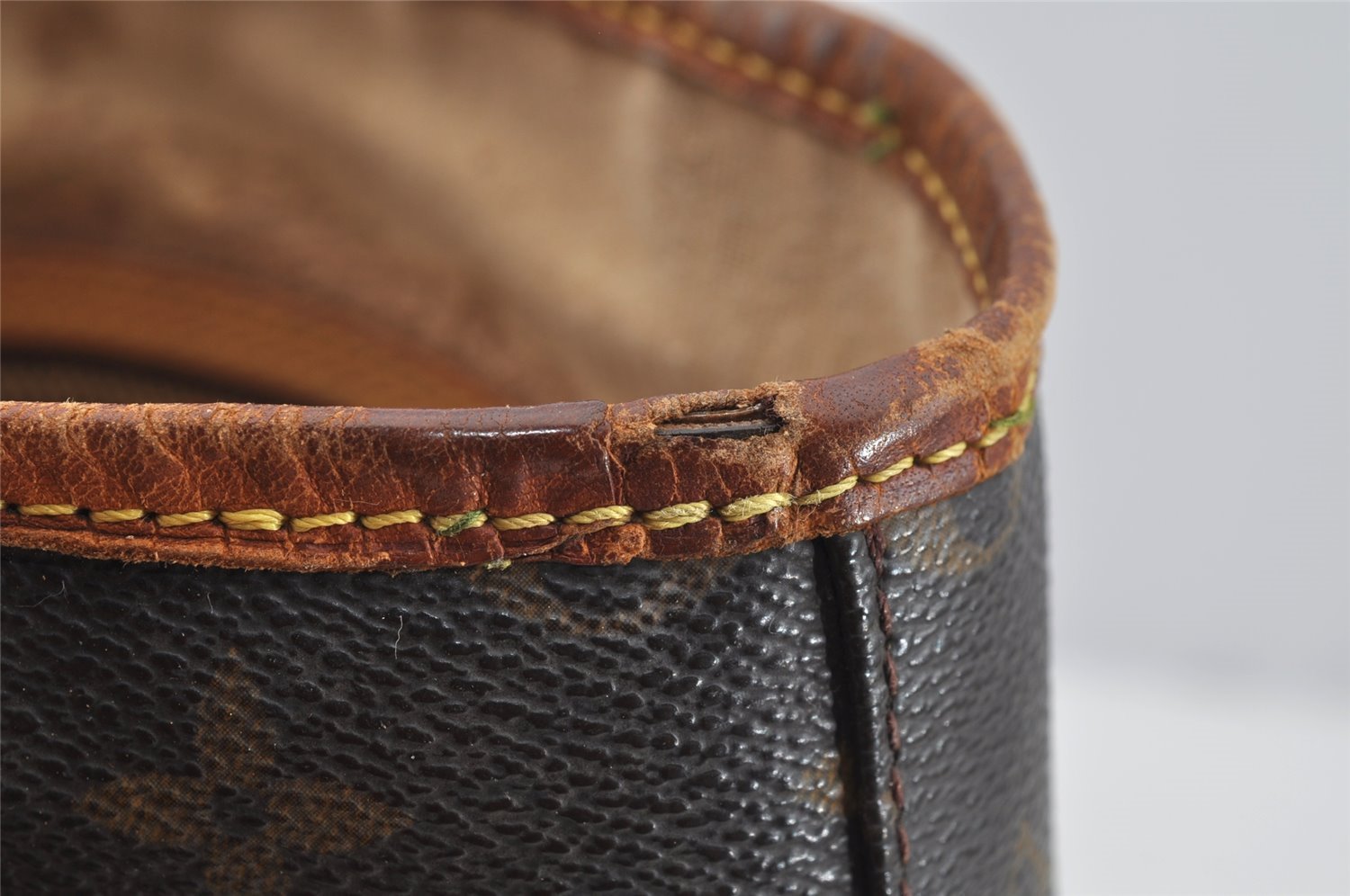 Authentic Louis Vuitton Monogram Bucket PM Shoulder Tote Bag M42238 Junk 4243I