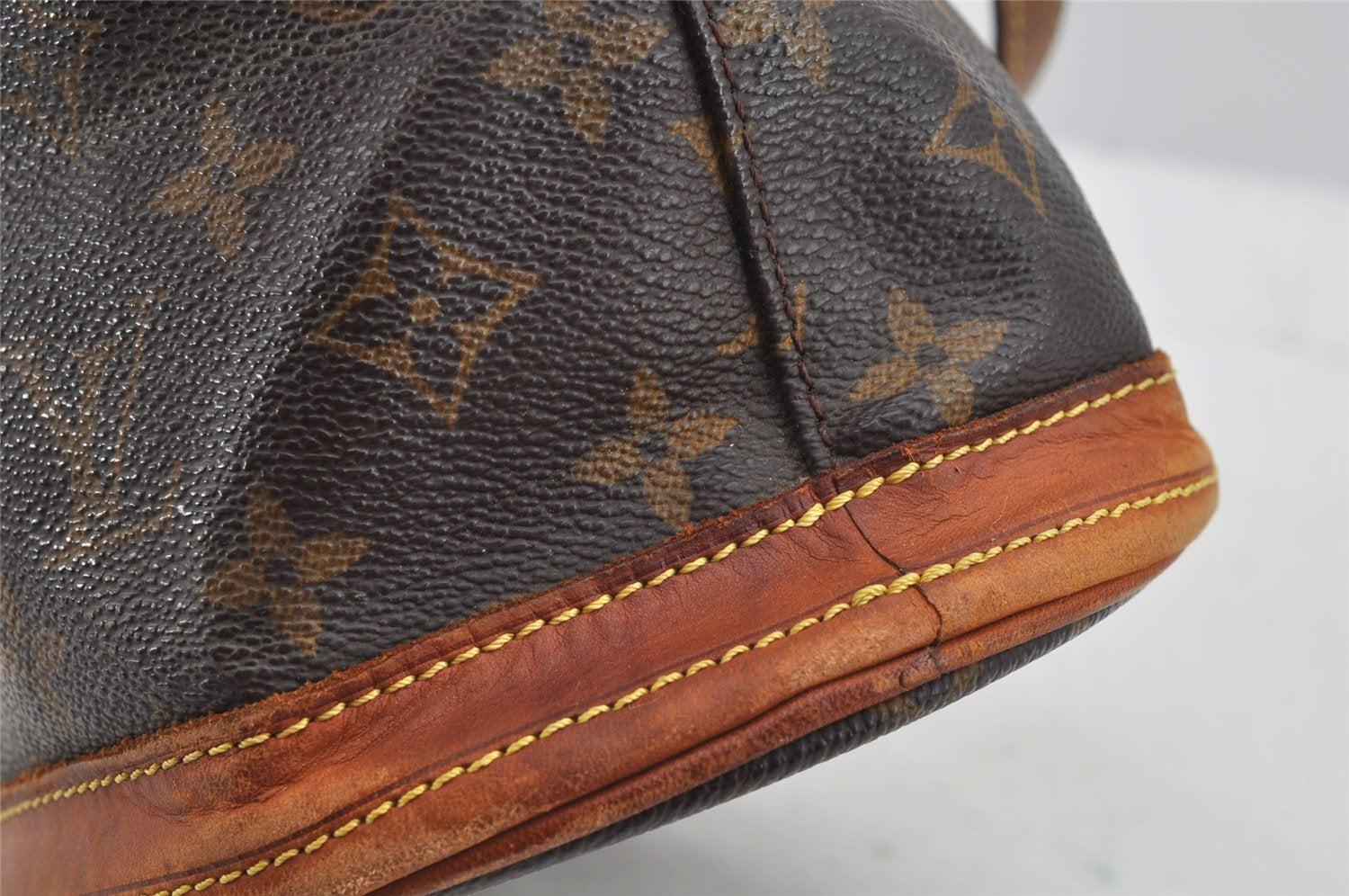 Authentic Louis Vuitton Monogram Bucket PM Shoulder Tote Bag M42238 Junk 4243I