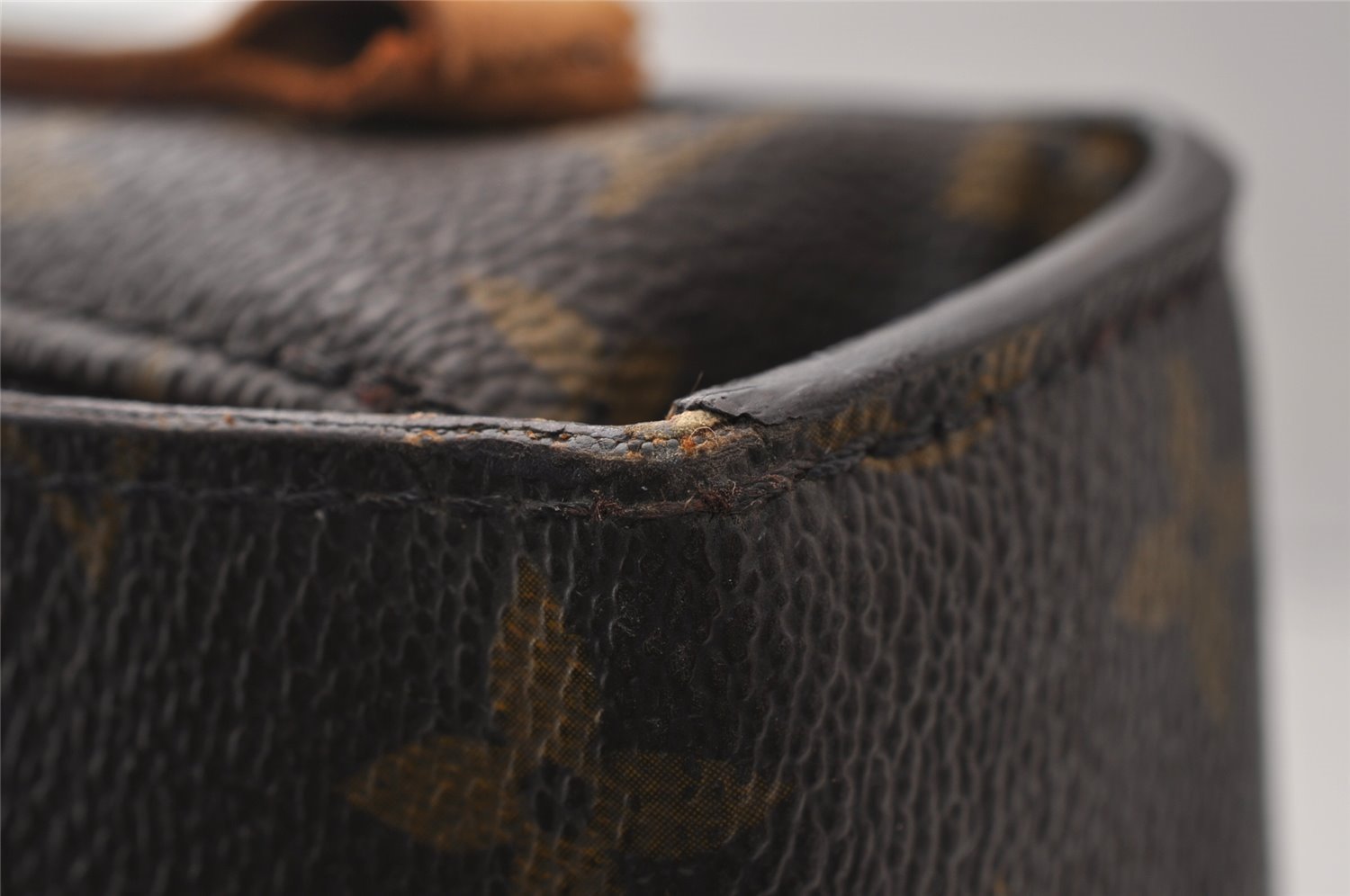 Authentic Louis Vuitton Monogram Saint Cloud GM M51242 Shoulder Bag Junk 4245I