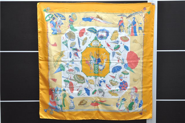 Authentic HERMES Carre 90 Scarf 