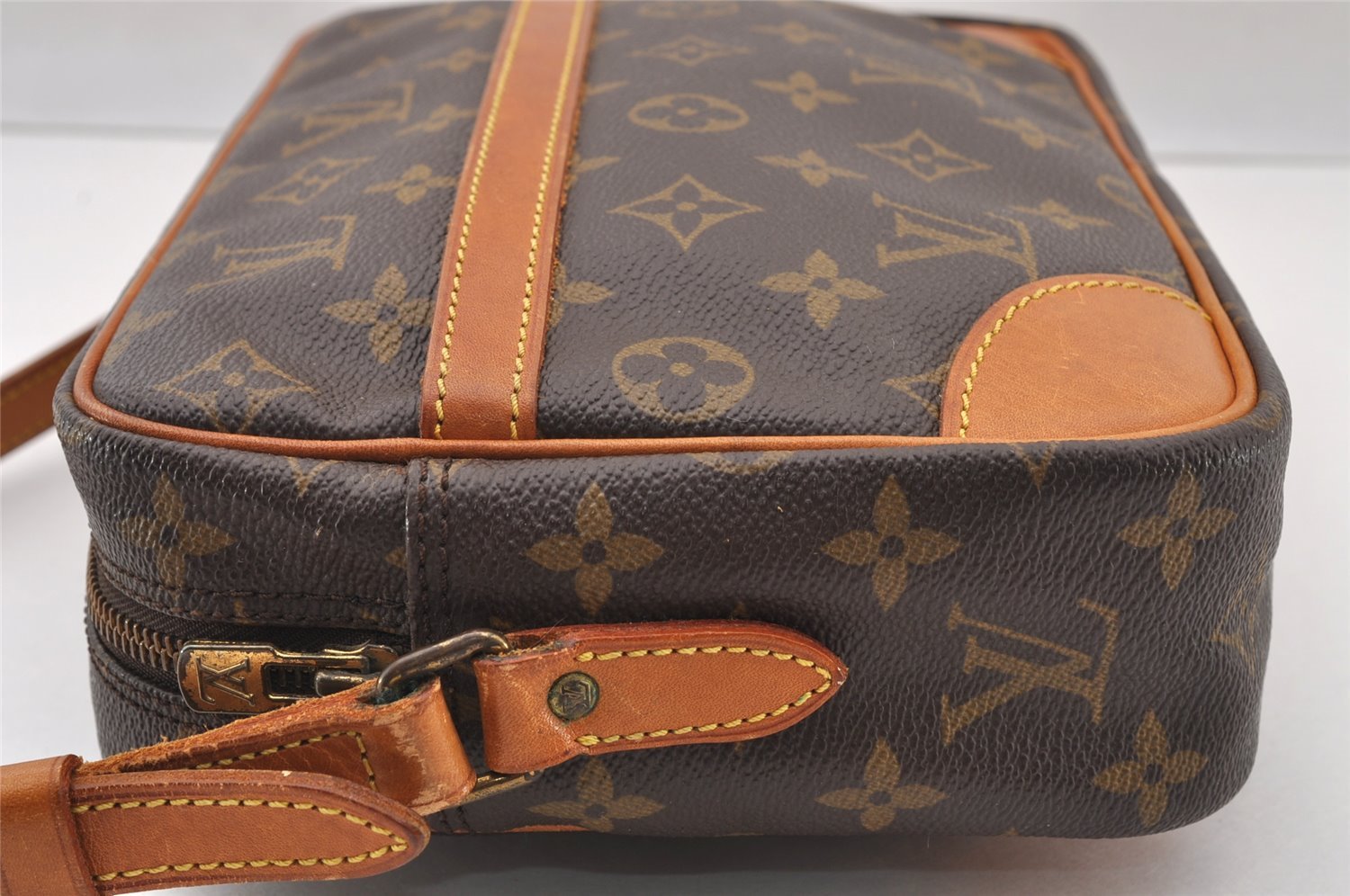 Authentic Louis Vuitton Monogram Trocadero 27 Shoulder Cross Bag M51274 LV 4261I
