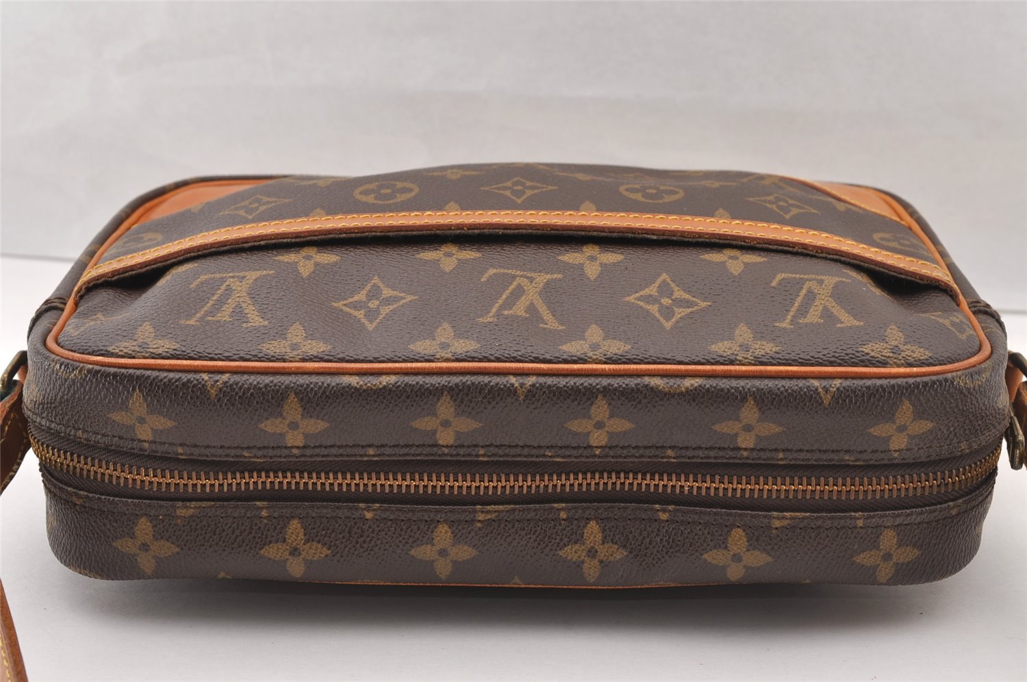 Authentic Louis Vuitton Monogram Trocadero 27 Shoulder Cross Bag M51274 LV 4261I