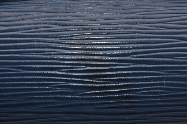 Authentic Louis Vuitton Epi Saint Cloud GM Shoulder Cross Bag M52195 Blue 4263I