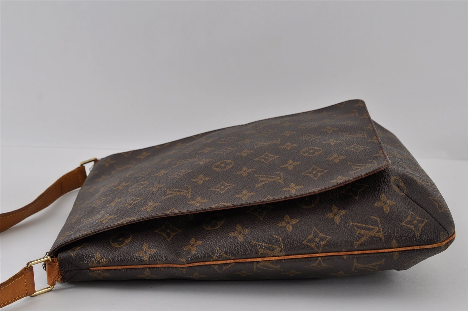 Authentic Louis Vuitton Monogram Musette Shoulder Cross Bag M51256 Junk 4274I