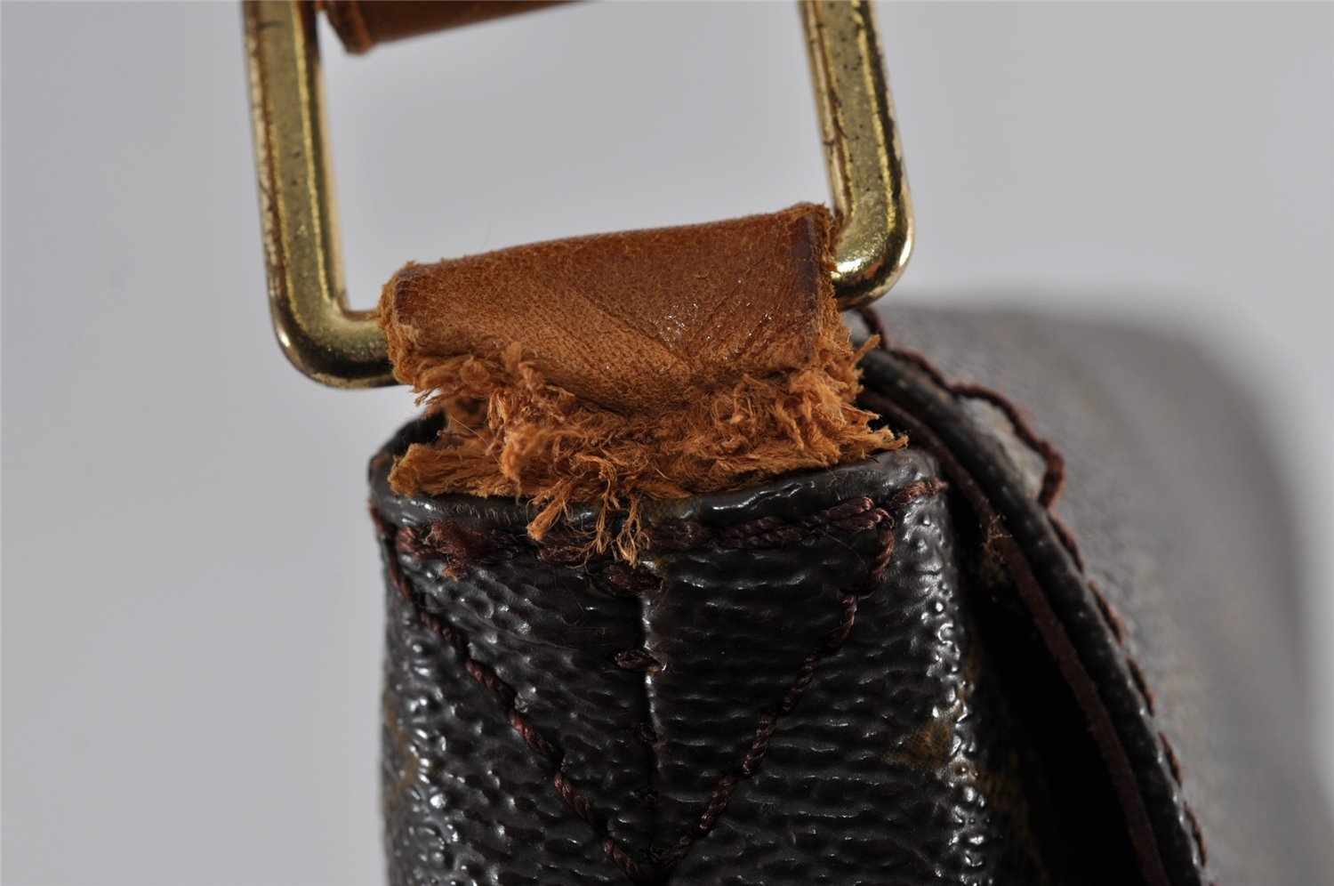 Authentic Louis Vuitton Monogram Musette Shoulder Cross Bag M51256 Junk 4274I