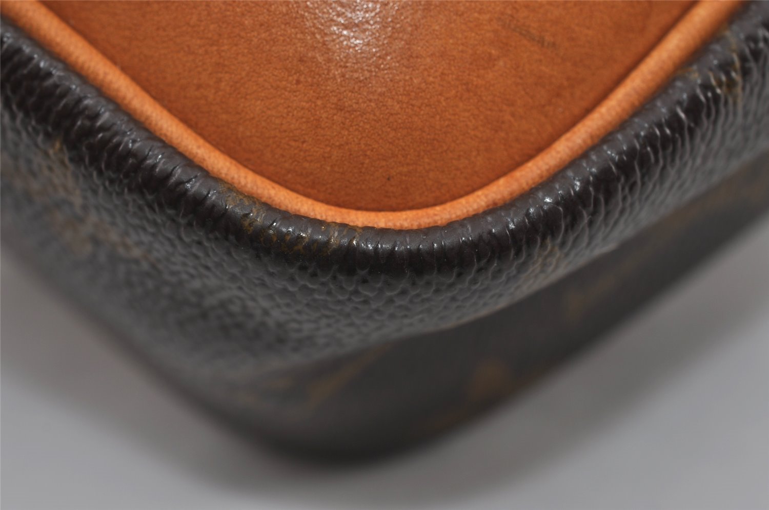 Authentic Louis Vuitton Monogram Trocadero 27 Shoulder Bag M51274 LV Junk 4277I