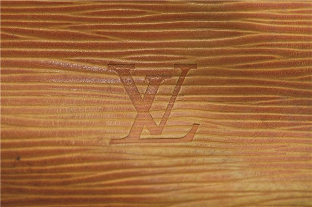 Authentic Louis Vuitton Epi Petit Noe Shoulder Bag Yellow M44109 LV 4288D