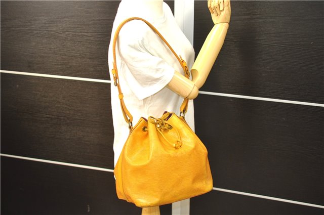 Authentic Louis Vuitton Epi Petit Noe Shoulder Bag Yellow M44109 LV 4288D