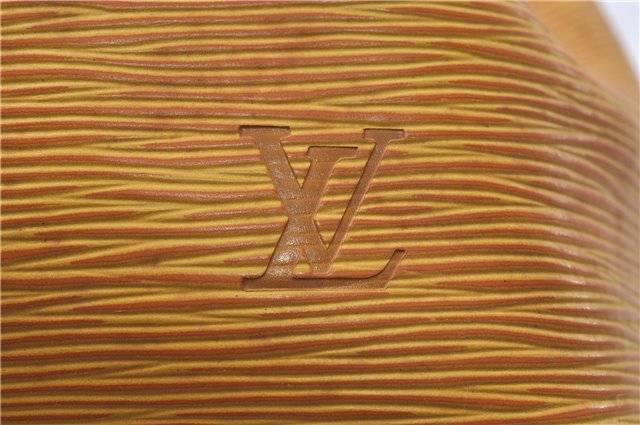 Authentic Louis Vuitton Epi Petit Noe Shoulder Bag Purse Yellow M44109 LV 4289D