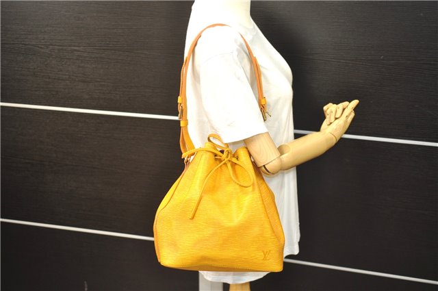 Authentic Louis Vuitton Epi Petit Noe Shoulder Bag Purse Yellow M44109 LV 4289D