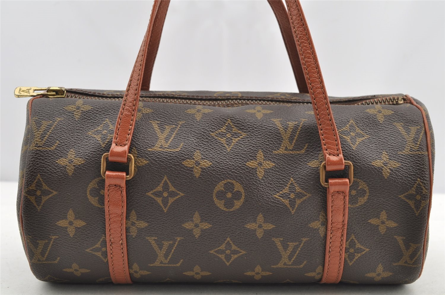 Authentic Louis Vuitton Monogram Papillon 26 Hand Bag Old Model LV 4297I