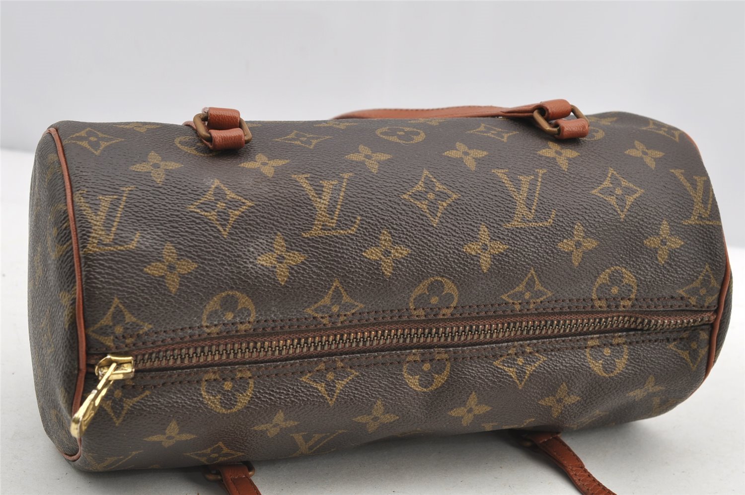 Authentic Louis Vuitton Monogram Papillon 26 Hand Bag Old Model LV 4297I