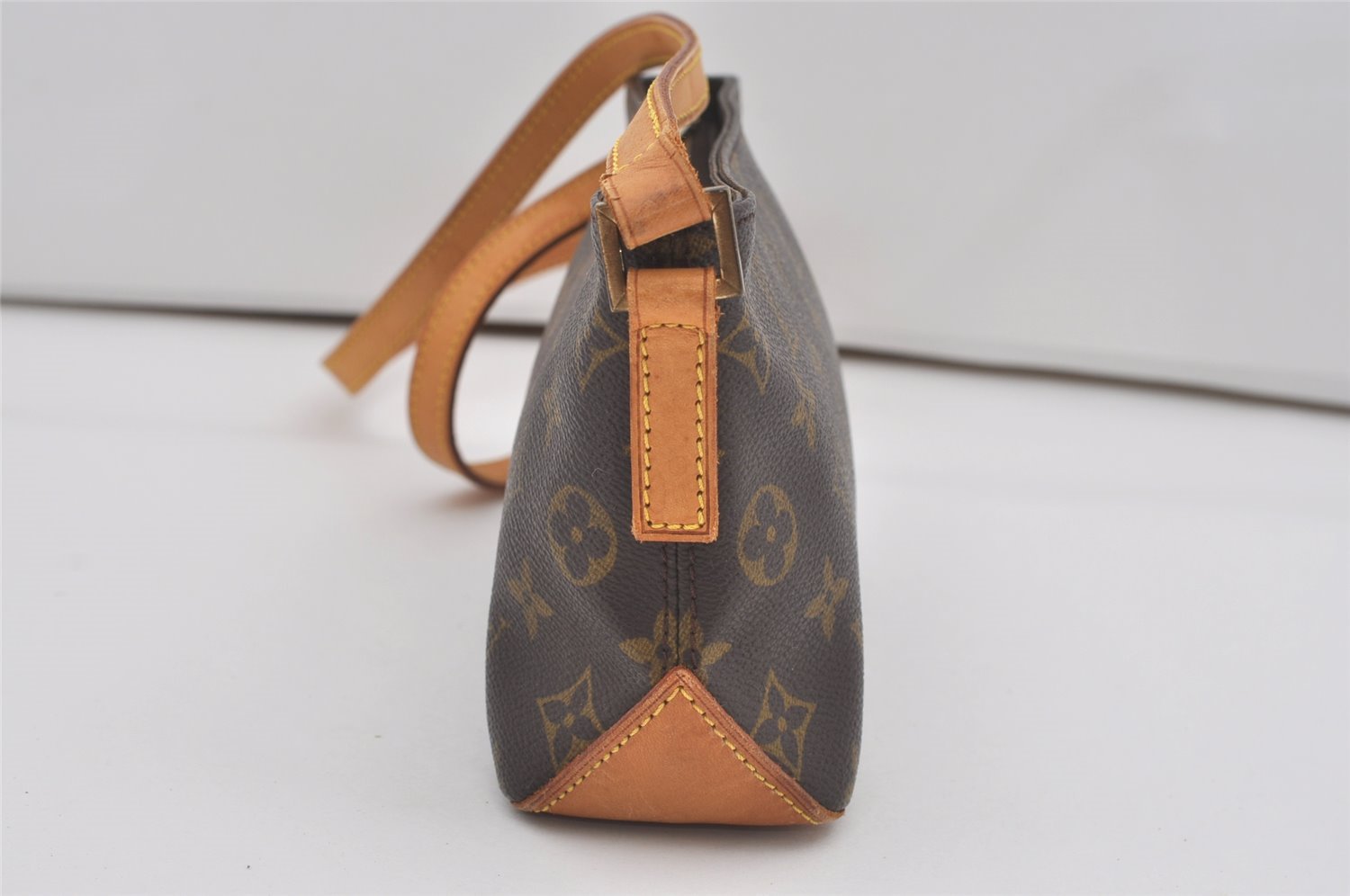 Authentic Louis Vuitton Monogram Trotteur Shoulder Cross Bag M51240 LV 4300I