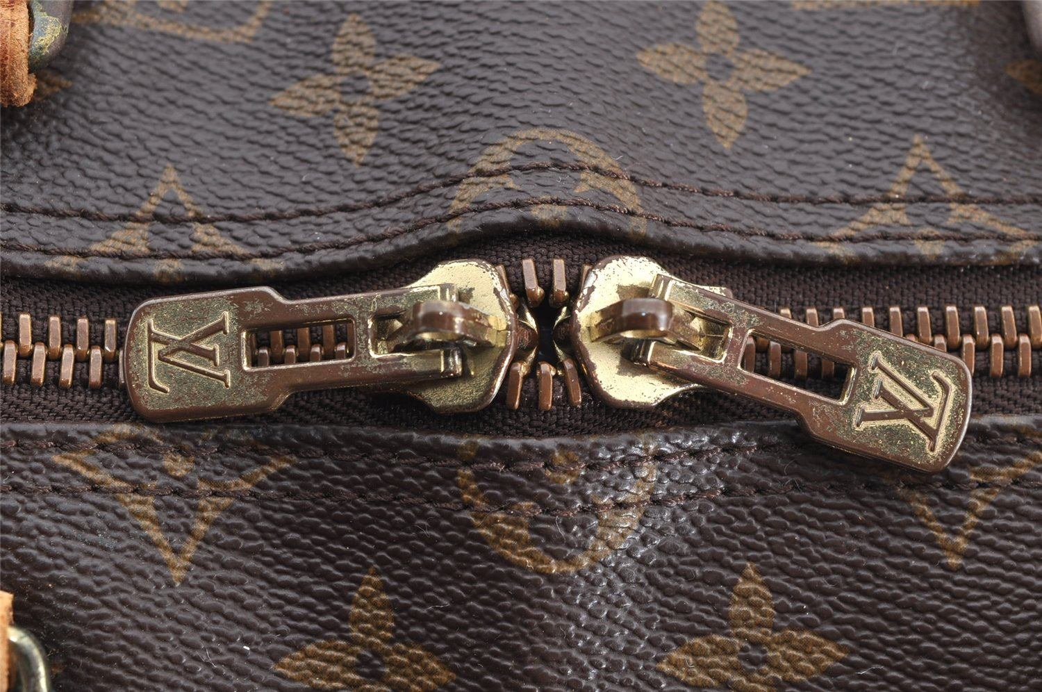 Authentic Louis Vuitton Monogram Keepall Bandouliere 50 M41416 Boston Bag 4306I
