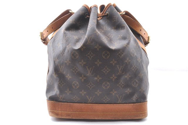 Authentic Louis Vuitton Monogram Noe Shoulder Drawstring Bag M42224 LV 4315F