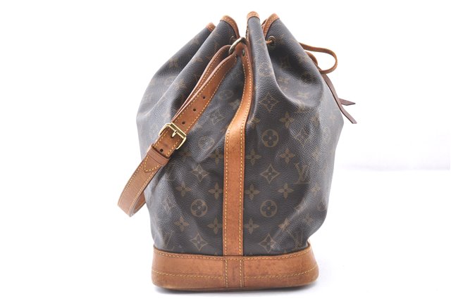 Authentic Louis Vuitton Monogram Noe Shoulder Drawstring Bag M42224 LV 4315F