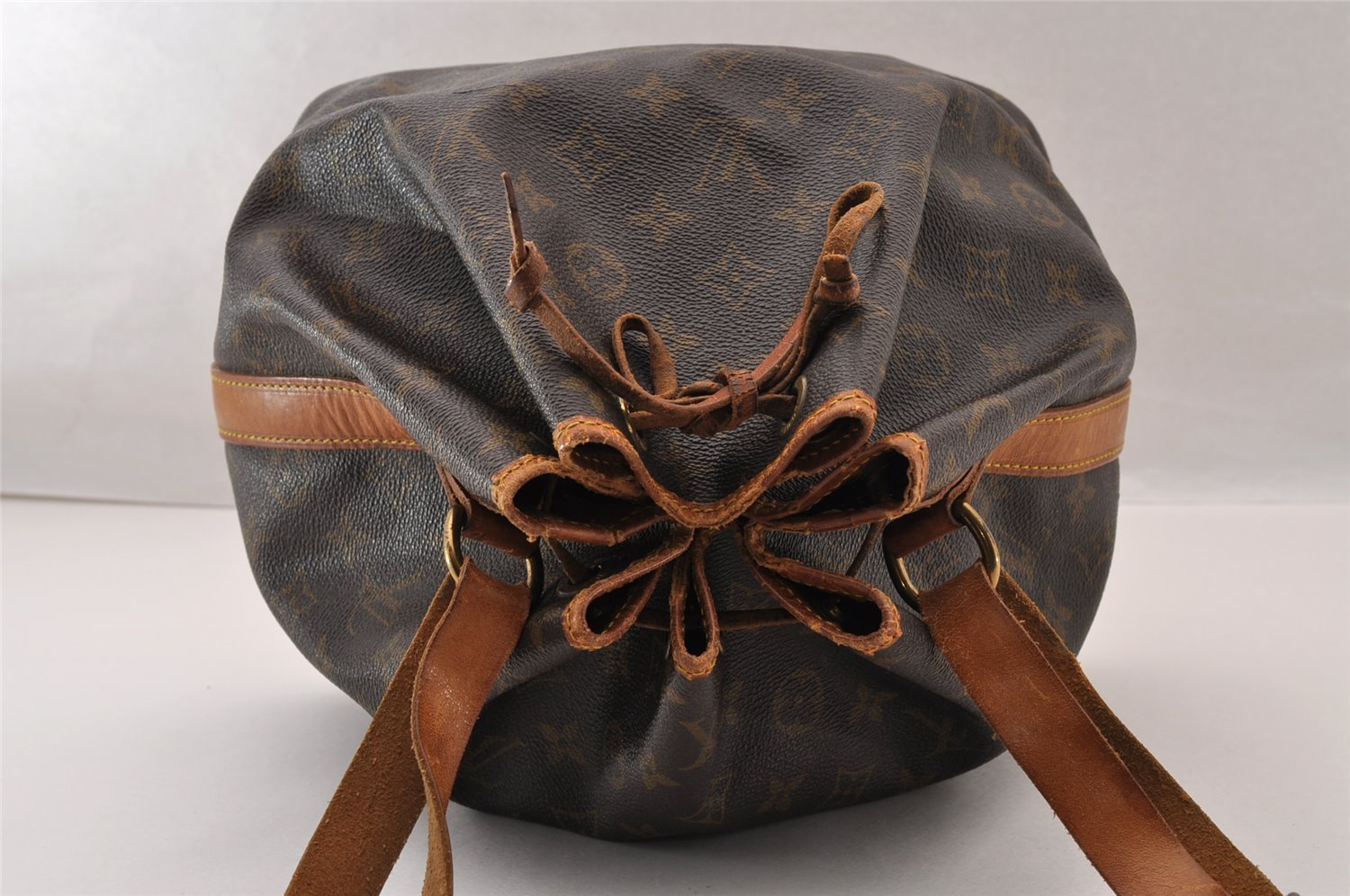 Authentic Louis Vuitton Monogram Petit Noe M42226 Shoulder Drawstring Bag 4324I