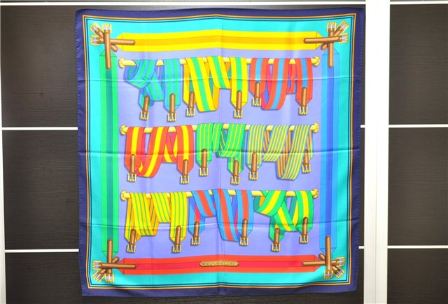 Authentic HERMES Carre 90 Scarf 