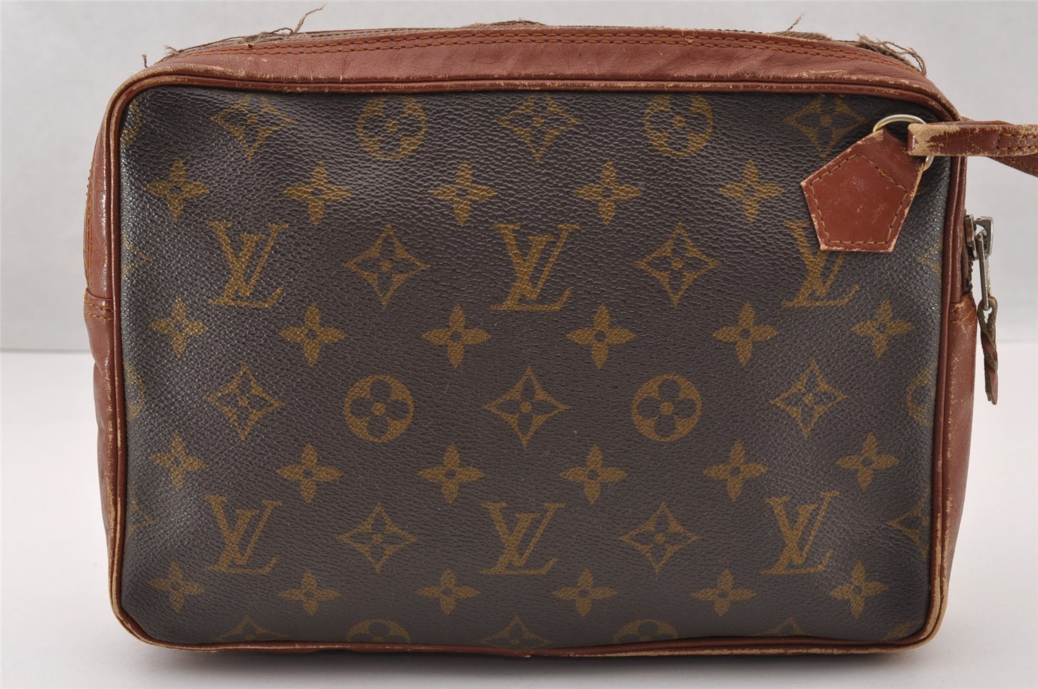 Authentic Louis Vuitton Monogram Pochette Sport Clutch Bag Old Model Junk 4327I