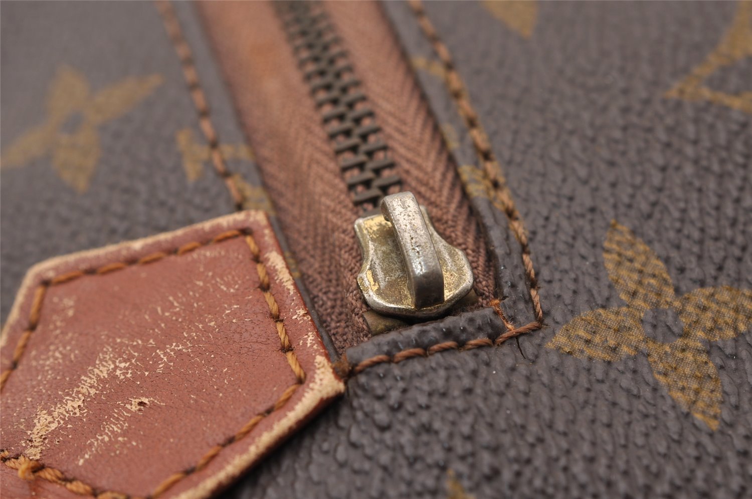 Authentic Louis Vuitton Monogram Pochette Sport Clutch Bag Old Model Junk 4327I