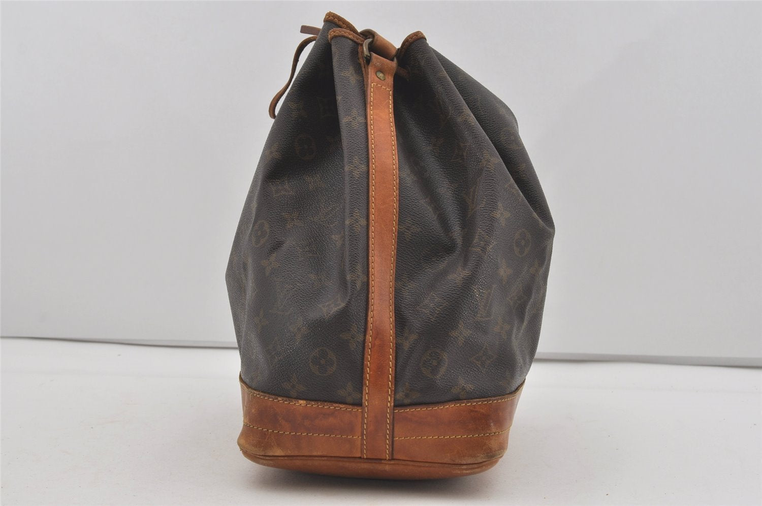 Authentic Louis Vuitton Monogram Noe Shoulder Drawstring Bag M42224 LV 4328I