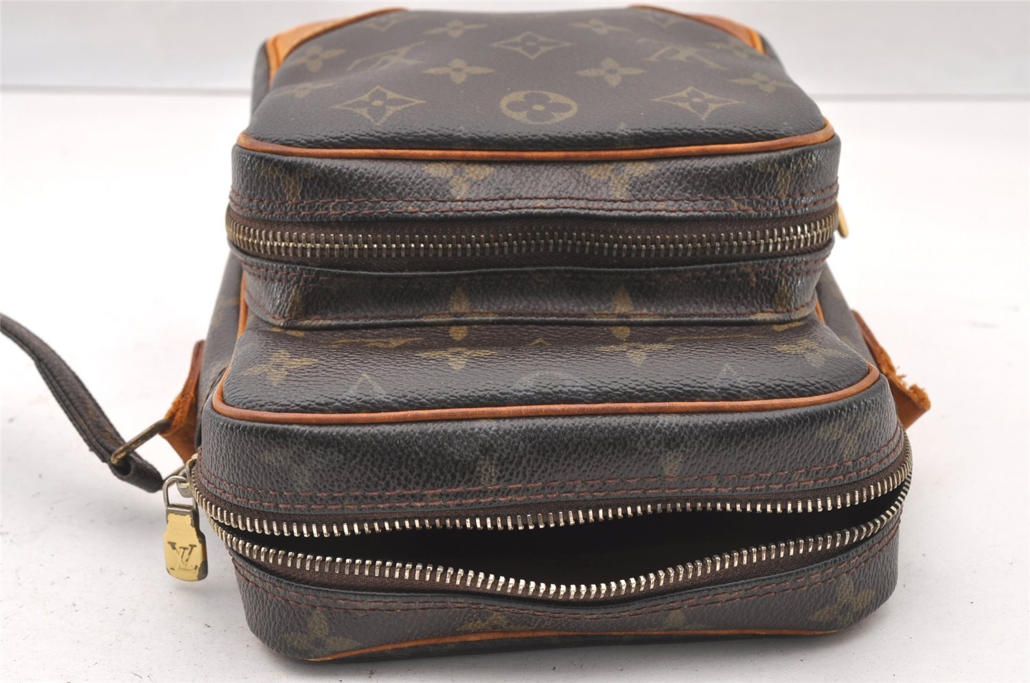 Authentic Louis Vuitton Monogram Amazone Shoulder Cross Bag M45236 Junk 4332I