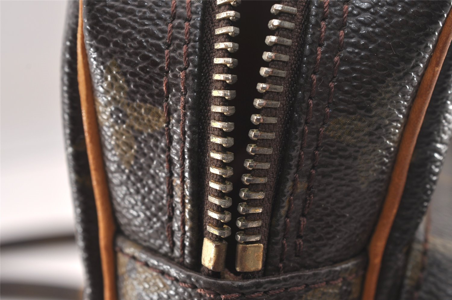 Authentic Louis Vuitton Monogram Amazone Shoulder Cross Bag M45236 Junk 4332I