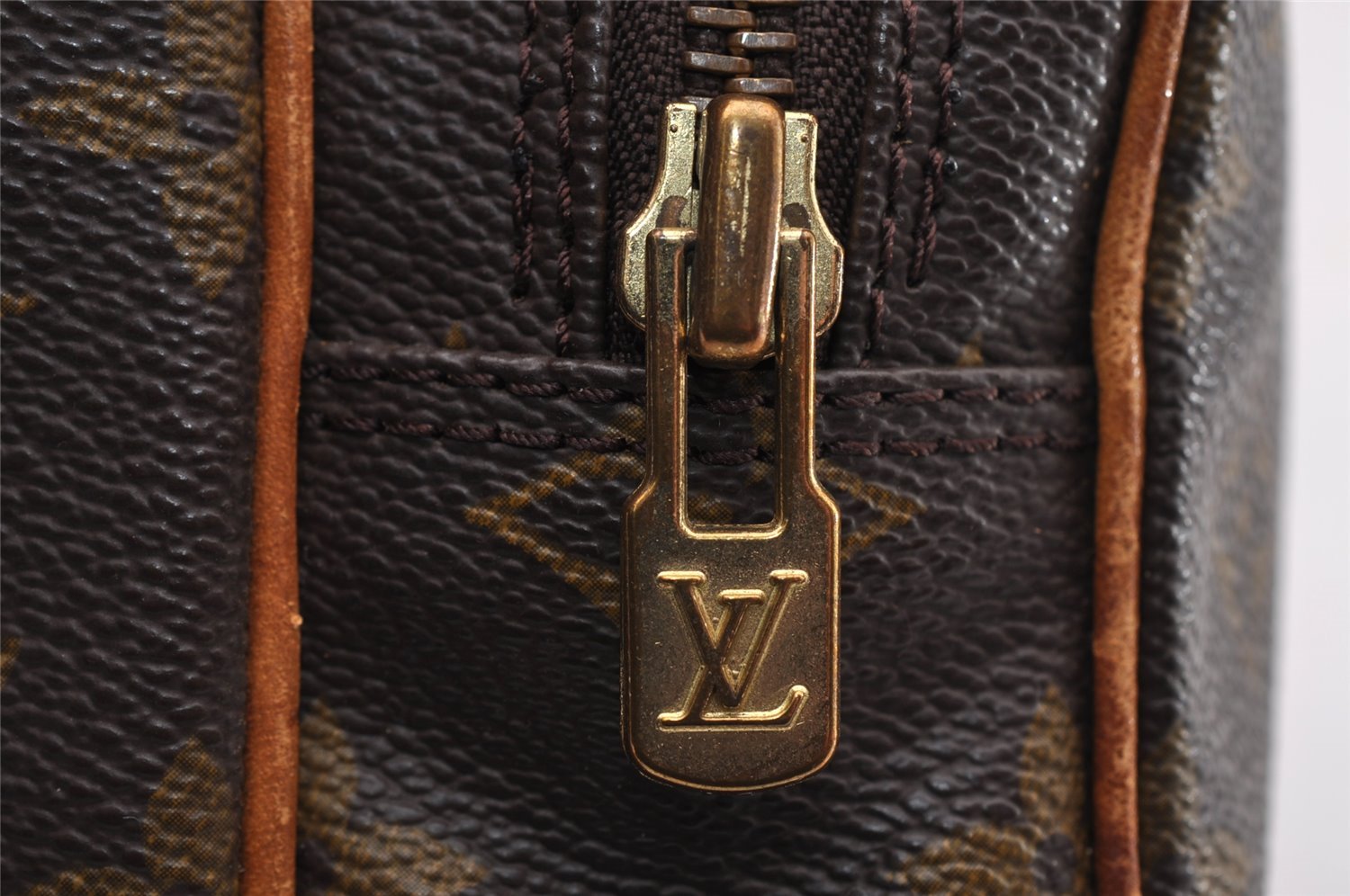 Auth Louis Vuitton Monogram Mini Amazone Shoulder Cross Bag M45238 LV Junk 4333I