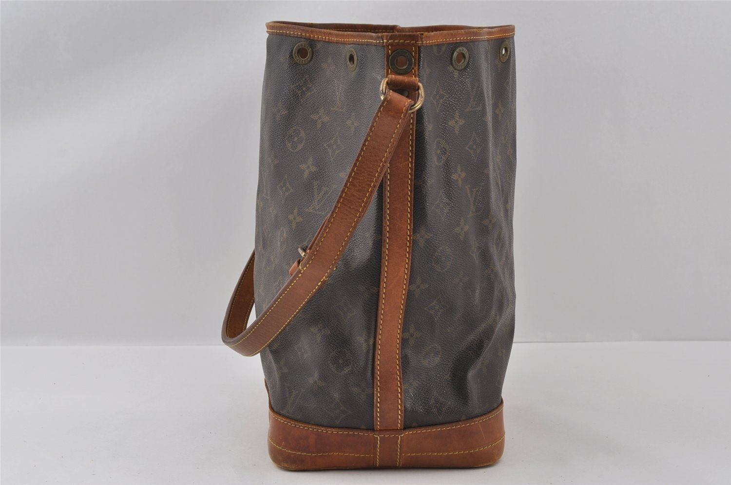 Authentic Louis Vuitton Monogram Noe Shoulder Drawstring Bag M42224 LV 4334I