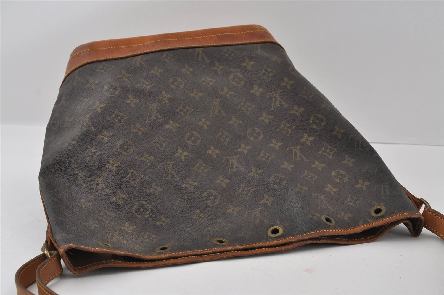 Authentic Louis Vuitton Monogram Noe Shoulder Drawstring Bag M42224 LV 4334I