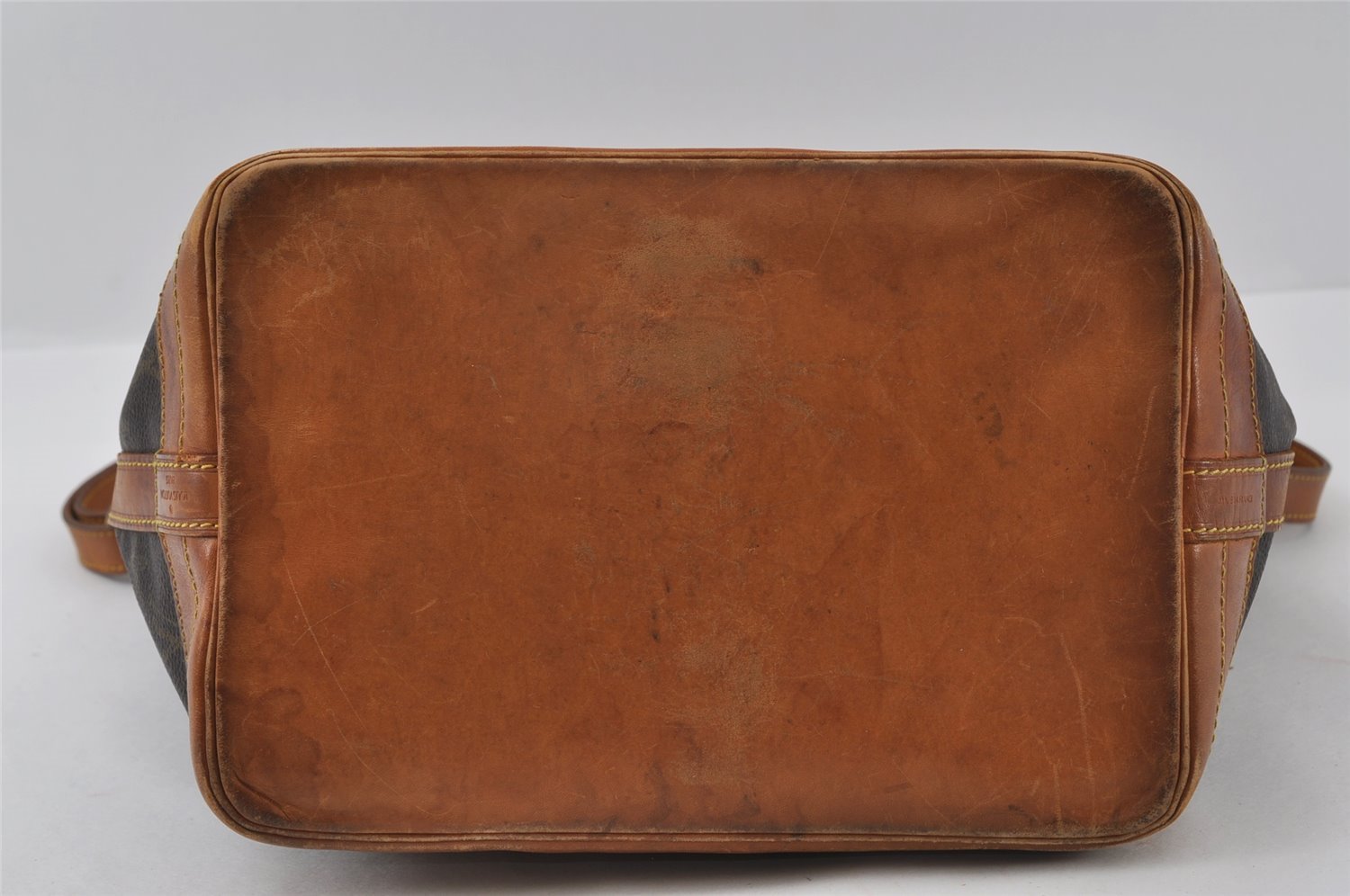 Authentic Louis Vuitton Monogram Noe Shoulder Drawstring Bag M42224 LV 4334I