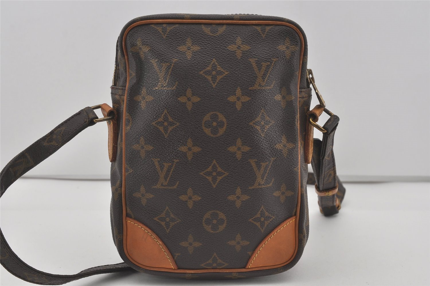 Authentic Louis Vuitton Monogram Amazone Shoulder Cross Body Bag M45236 LV 4340I